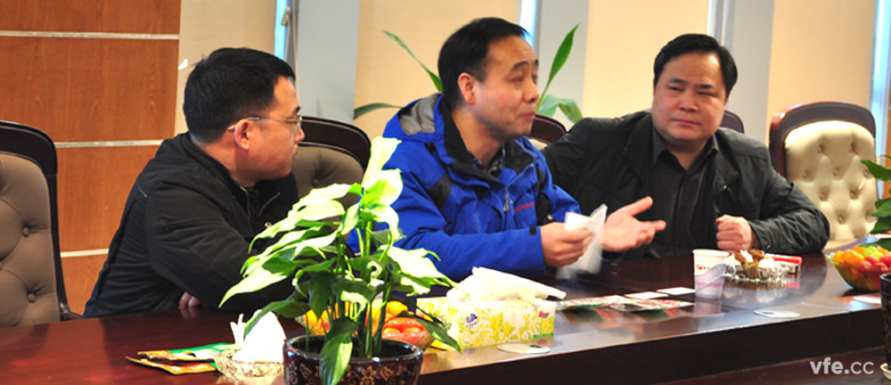 全國電磁計量技術委員會邵海明秘書長在湖南省計量檢測研究院李慶先副院長的陪同下，蒞臨銀河電氣指導工作